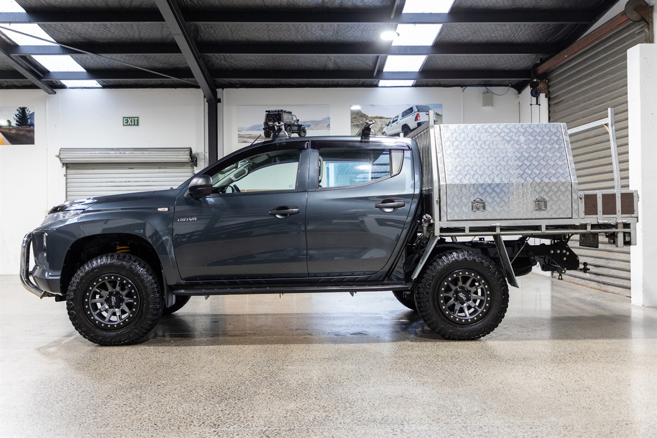 2020 Mitsubishi Triton