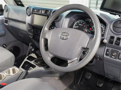 2018 Toyota Landcruiser - Thumbnail