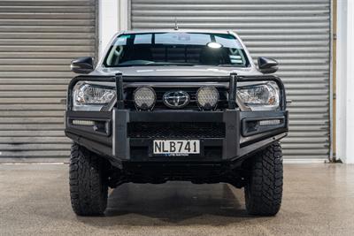 2021 Toyota Hilux - Thumbnail