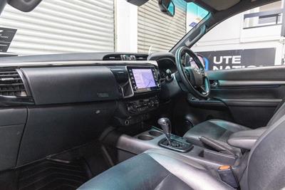 2024 Toyota Hilux - Thumbnail