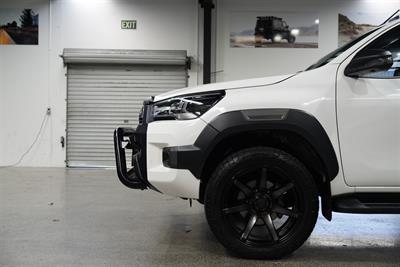2022 Toyota Hilux - Thumbnail