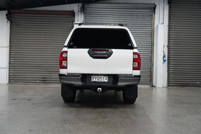 2022 Toyota Hilux - Thumbnail
