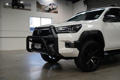 2022 Toyota Hilux - Thumbnail