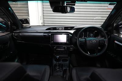 2022 Toyota Hilux - Thumbnail
