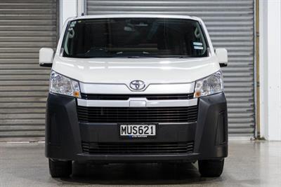 2020 Toyota Hiace - Thumbnail
