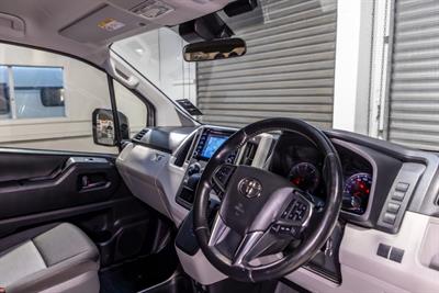 2020 Toyota Hiace - Thumbnail