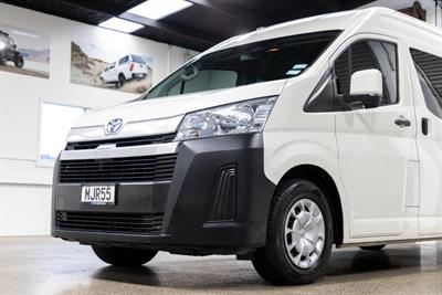 2019 Toyota Hiace - Thumbnail