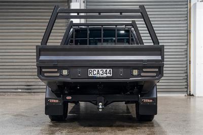 2025 Toyota Hilux - Thumbnail