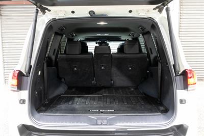 2021 Toyota Landcruiser - Thumbnail