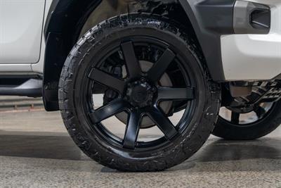 2024 Toyota Hilux - Thumbnail