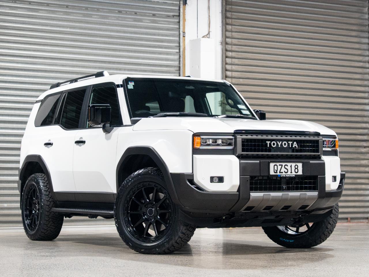 2024 Toyota LANDCRUISER PRADO