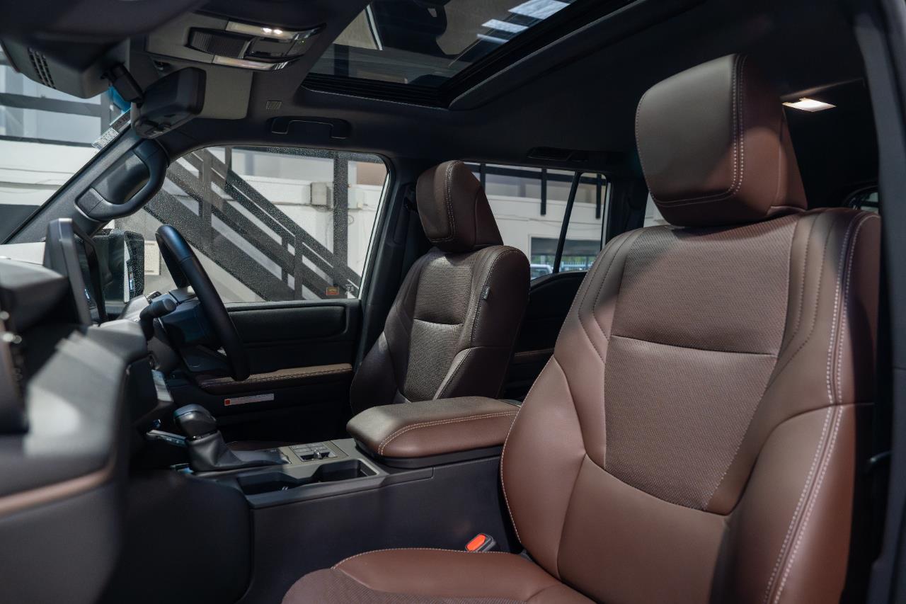 2024 Toyota LANDCRUISER PRADO