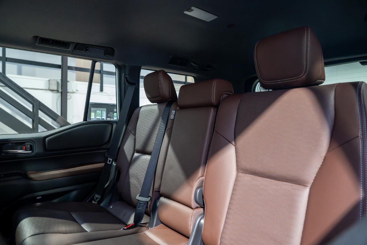 2024 Toyota LANDCRUISER PRADO