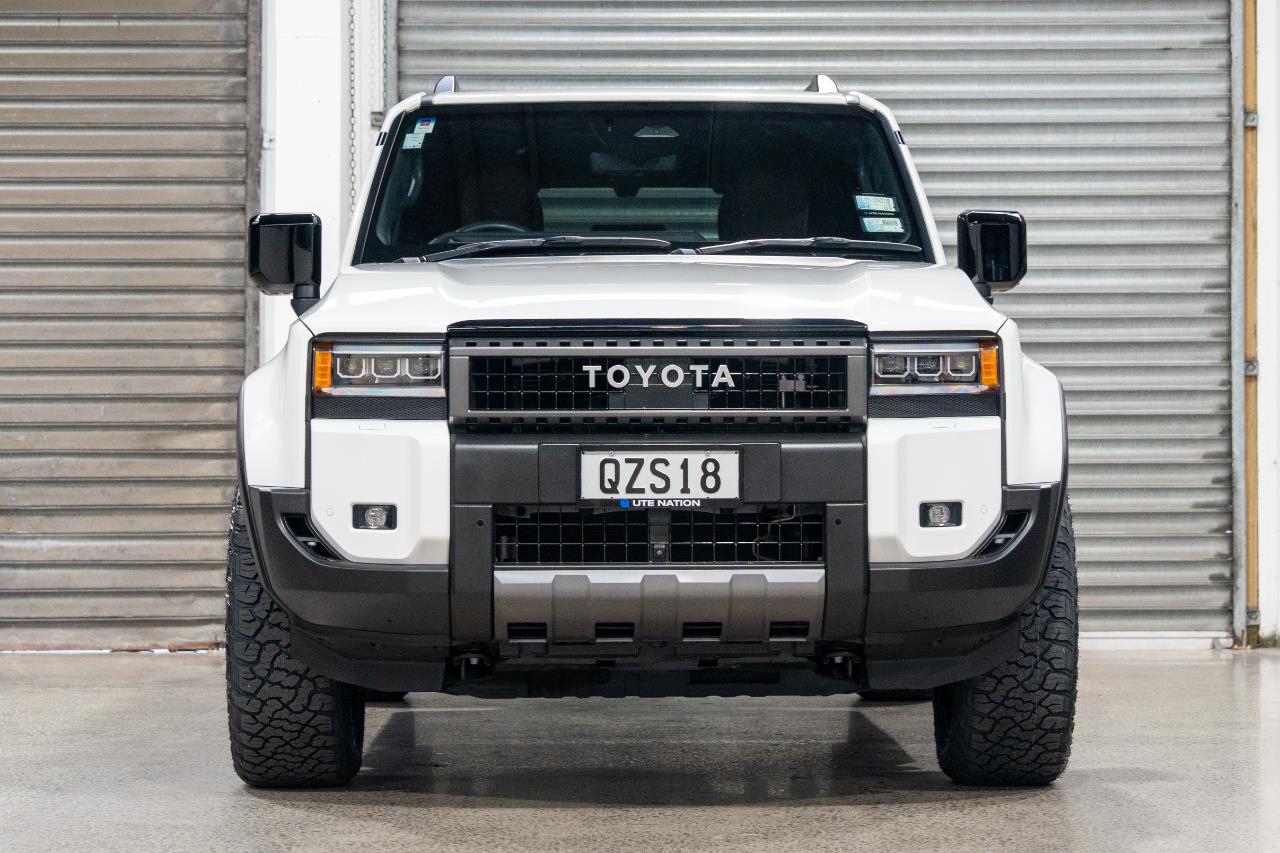 2024 Toyota LANDCRUISER PRADO