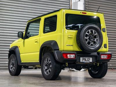 2022 Suzuki Jimny - Thumbnail