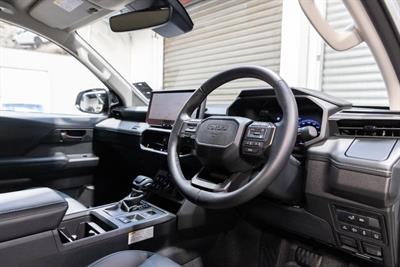 2026 Toyota Hilux - Thumbnail