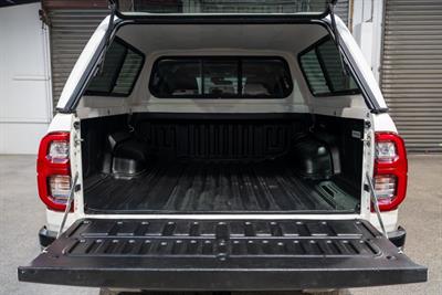 2021 Toyota Hilux - Thumbnail