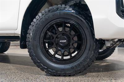 2021 Toyota Hilux - Thumbnail