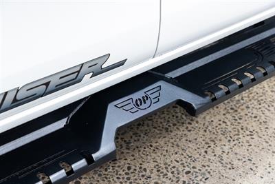 2023 Toyota Hilux - Thumbnail
