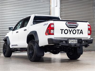 2023 Toyota Hilux - Thumbnail