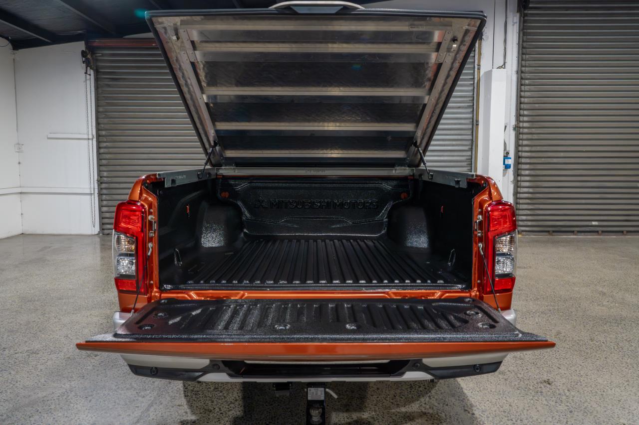 2020 Mitsubishi Triton
