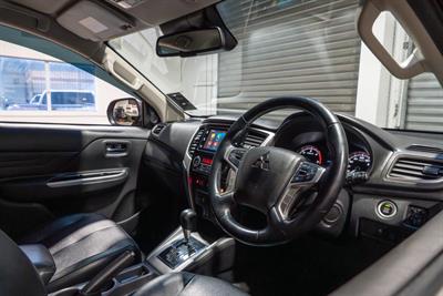 2020 Mitsubishi Triton - Thumbnail