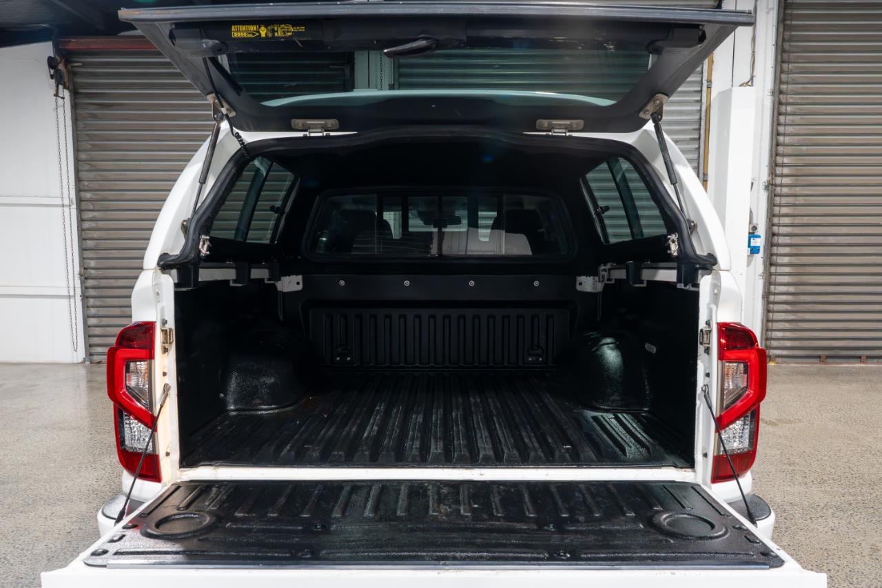 2021 Nissan Navara