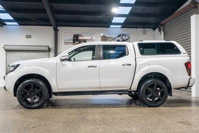 2021 Nissan Navara - Thumbnail