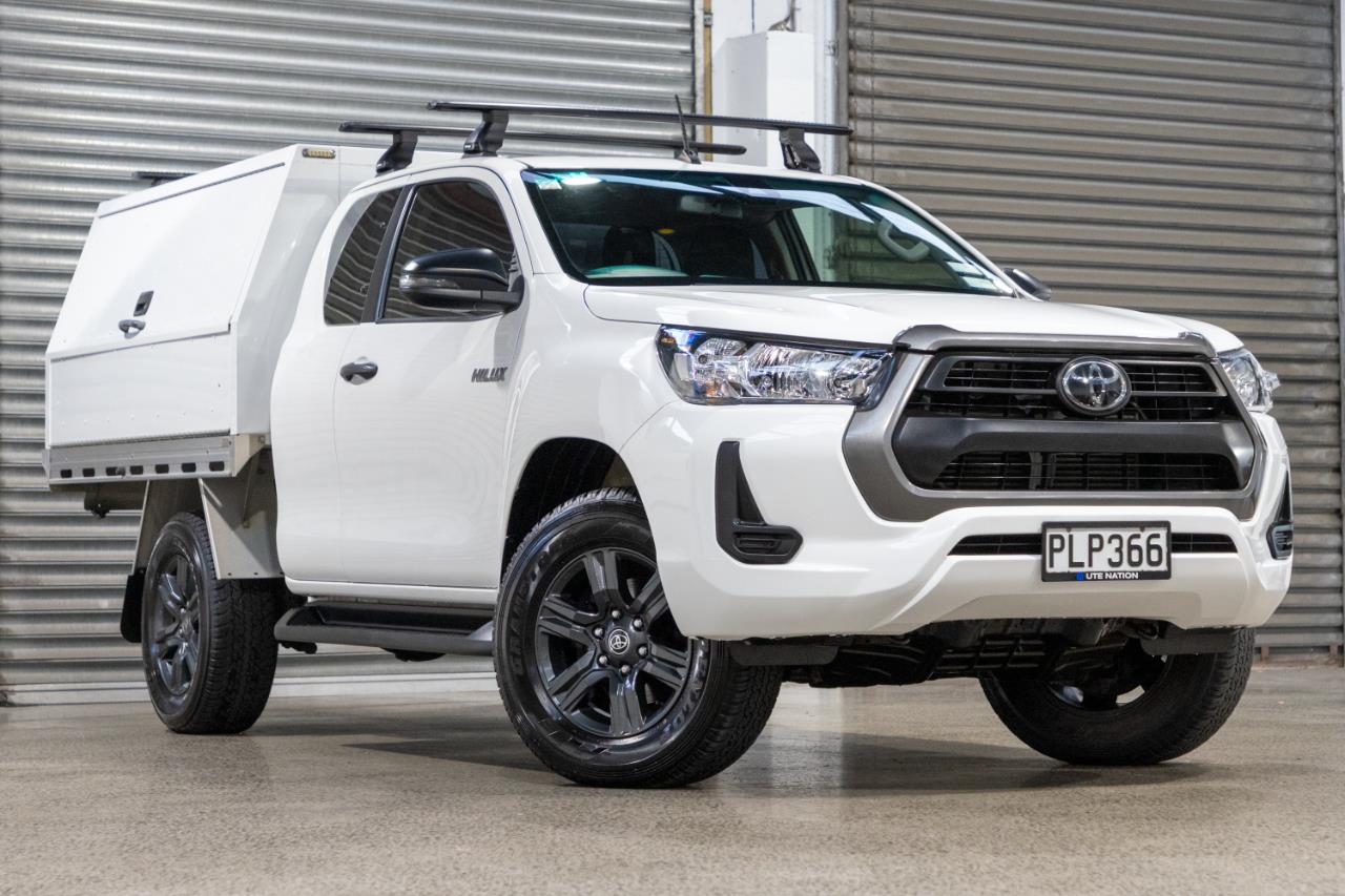 2022 Toyota Hilux