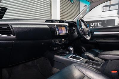 2016 Toyota Hilux - Thumbnail