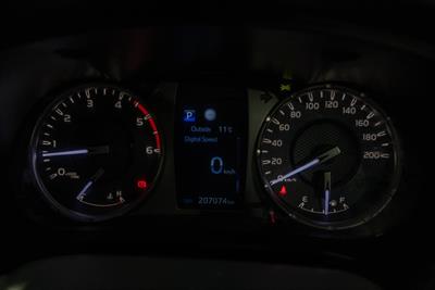 2021 Toyota Hilux - Thumbnail
