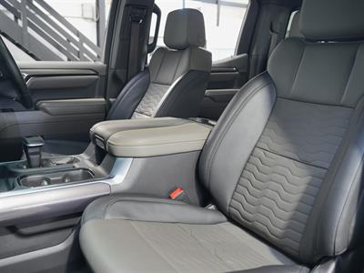 2025 Chevrolet Silverado 1500 - Thumbnail