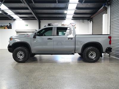 2025 Chevrolet Silverado 1500 - Thumbnail