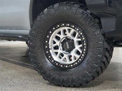 2025 Chevrolet Silverado 1500 - Thumbnail