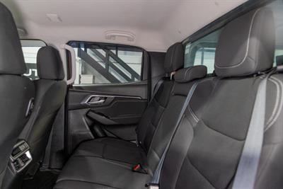 2021 Isuzu D-Max - Thumbnail