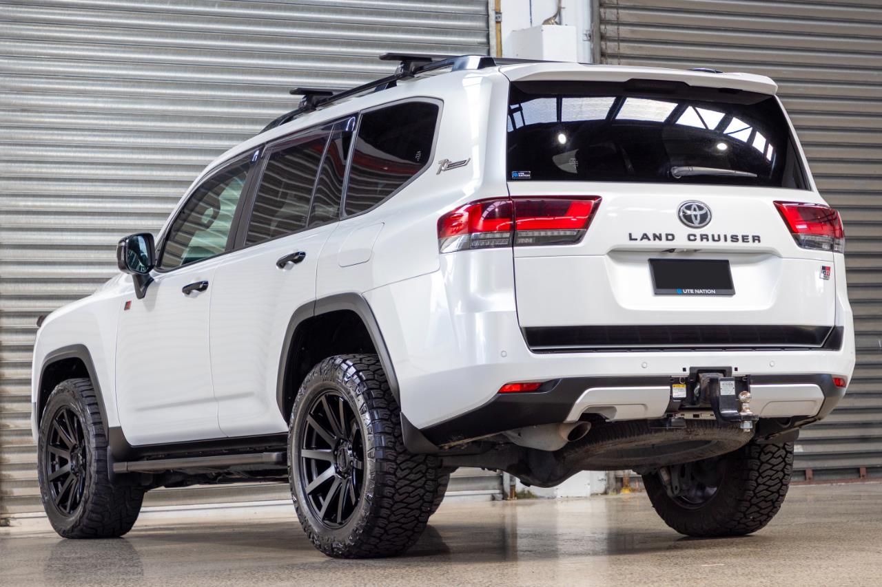 2022 Toyota Landcruiser