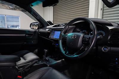 2022 Toyota Hilux - Thumbnail
