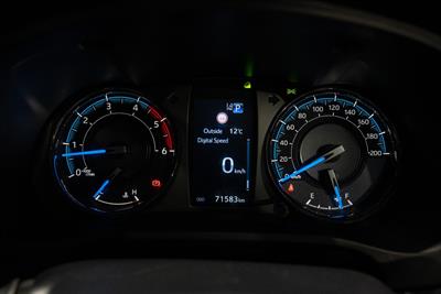 2022 Toyota Hilux - Thumbnail