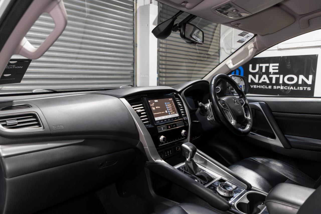 2023 Mitsubishi Pajero Sport