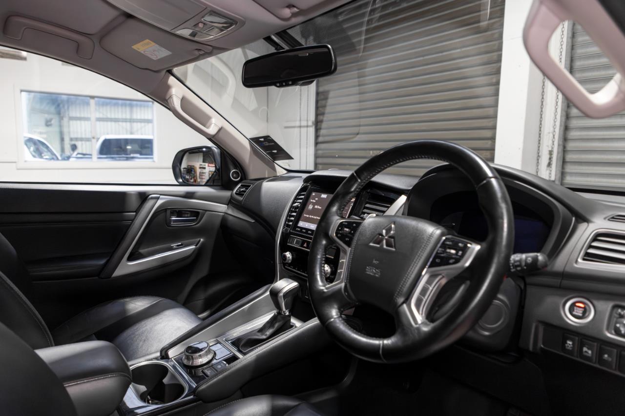 2023 Mitsubishi Pajero Sport