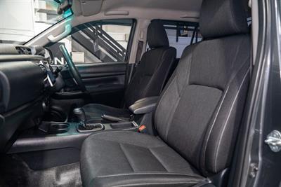 2020 Toyota Hilux - Thumbnail