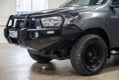 2020 Toyota Hilux - Thumbnail