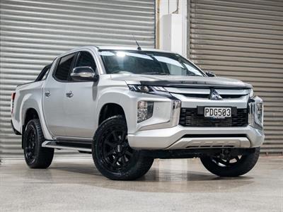 2022 Mitsubishi Triton - Thumbnail