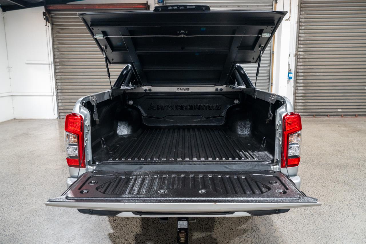 2022 Mitsubishi Triton