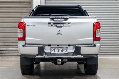 2022 Mitsubishi Triton - Thumbnail