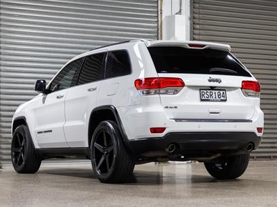 2017 Jeep Grand Cherokee - Thumbnail