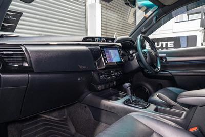 2023 Toyota Hilux - Thumbnail