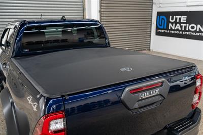 2023 Toyota Hilux - Thumbnail