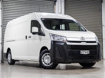 2021 Toyota Hiace - Thumbnail