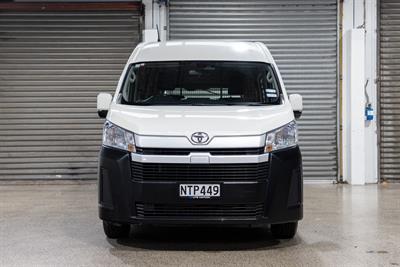 2021 Toyota Hiace - Thumbnail